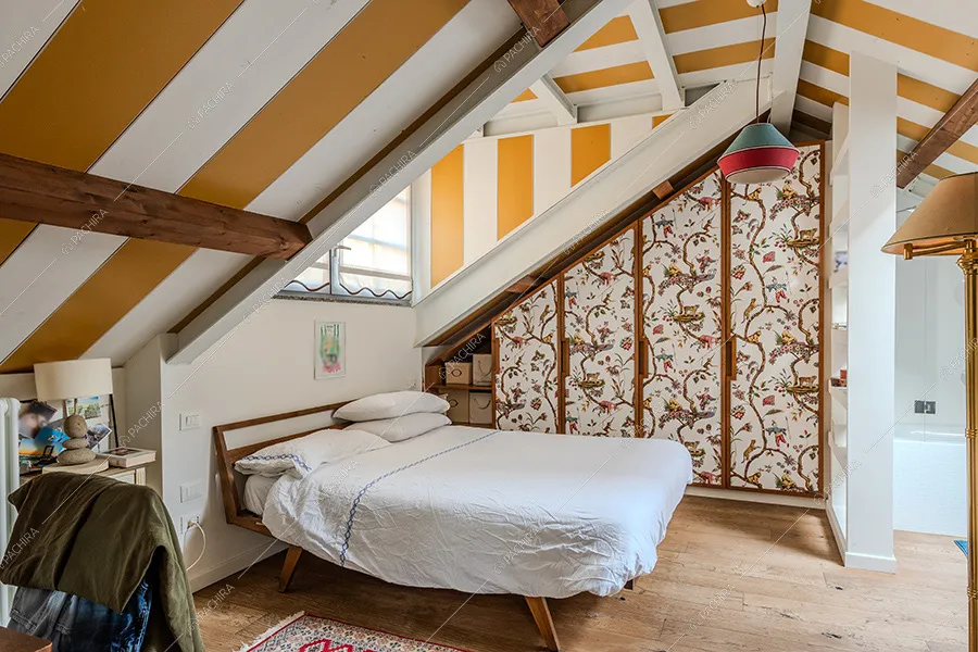Camera da letto dell'appartamento Nan, location in stile moderno a Milano