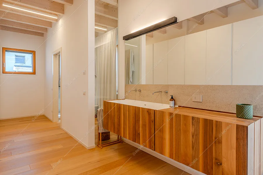 Bagno della villa moderna Elio, location per shooting a Como