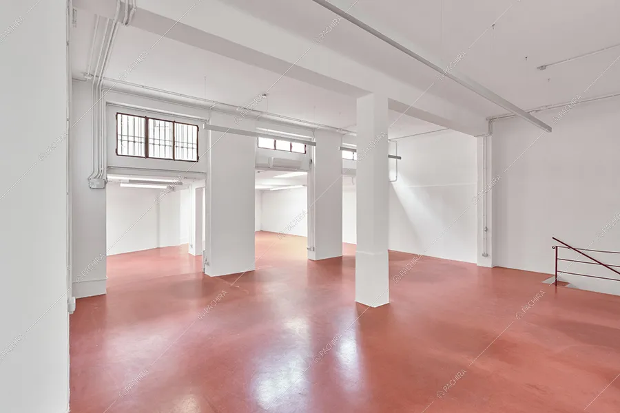 Sala dell'espositivo Callicarpa, location in stile moderno a Milano