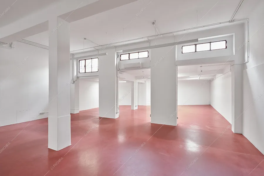 Sala dell'espositivo Callicarpa, location in stile moderno a Milano