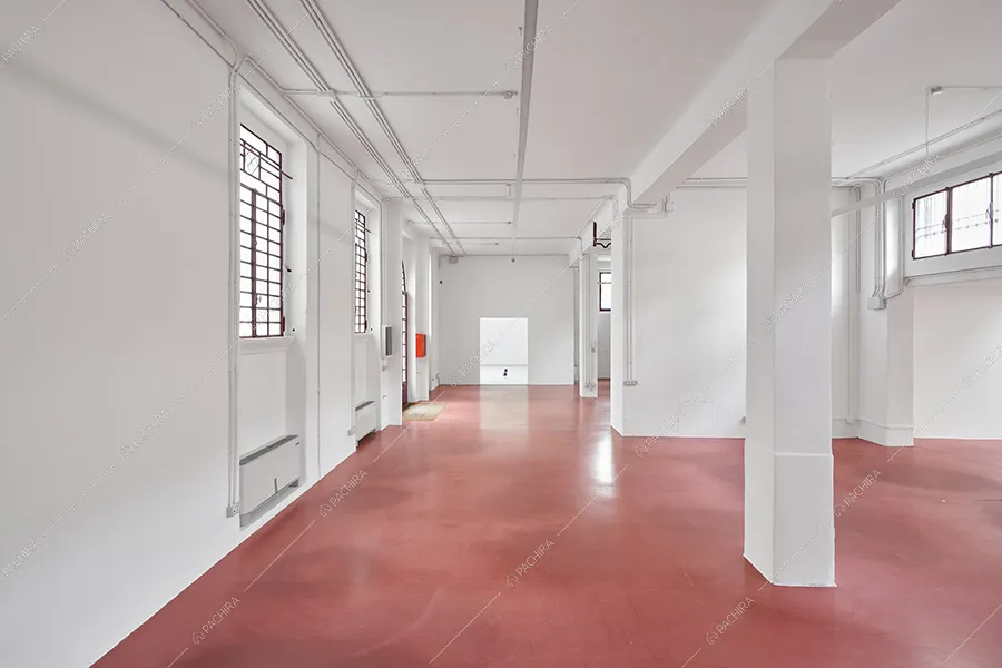 Sala dell'espositivo Callicarpa, location in stile moderno a Milano