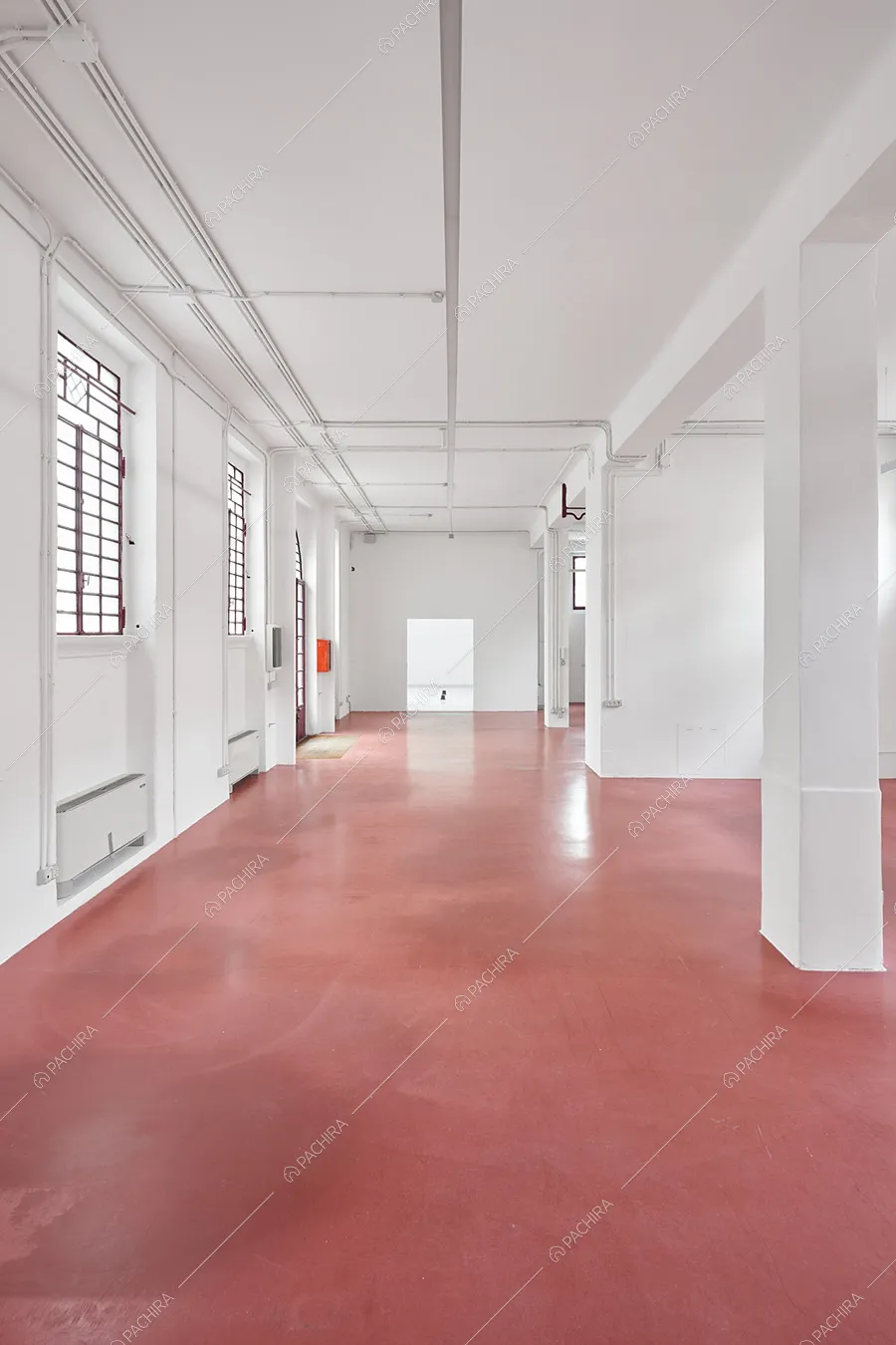 Sala dell'espositivo Callicarpa, location in stile moderno a Milano