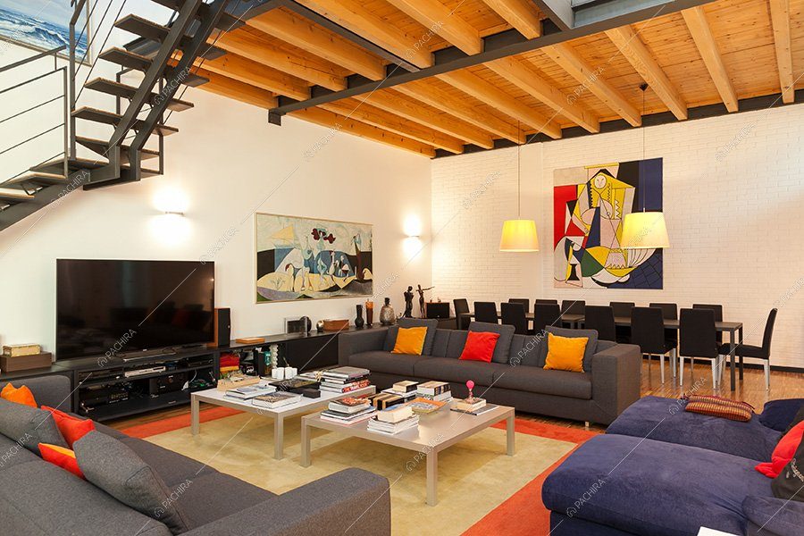 Salotto del loft Laurel, location contemporanea per shooting a Milano