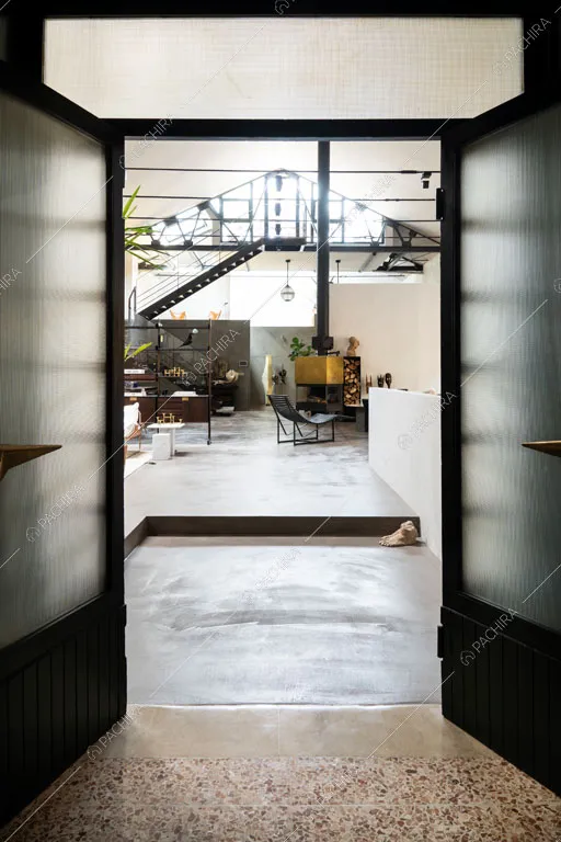 Ingresso del loft Reno, location in stile contemporaneo a Reggio Emilia
