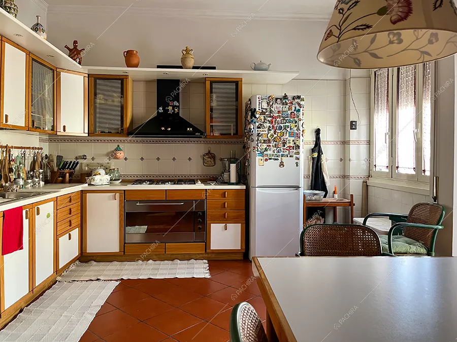 Cucina dell'appartamento Mura, location in stile classico a Roma
