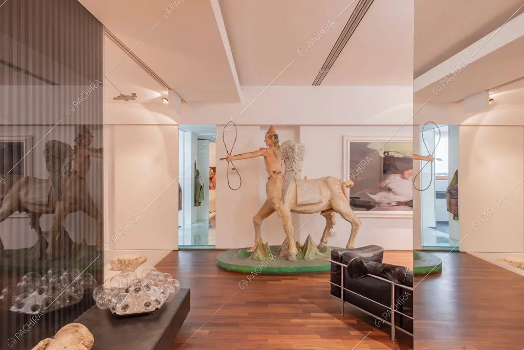 Pavimento in parquet nella sala dell'appartamento Carpentaria, location in stile contemporaneo a Roma
