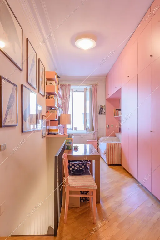 Camera dei bambini dell'appartamento Agazzino, location in stile classico a Milano