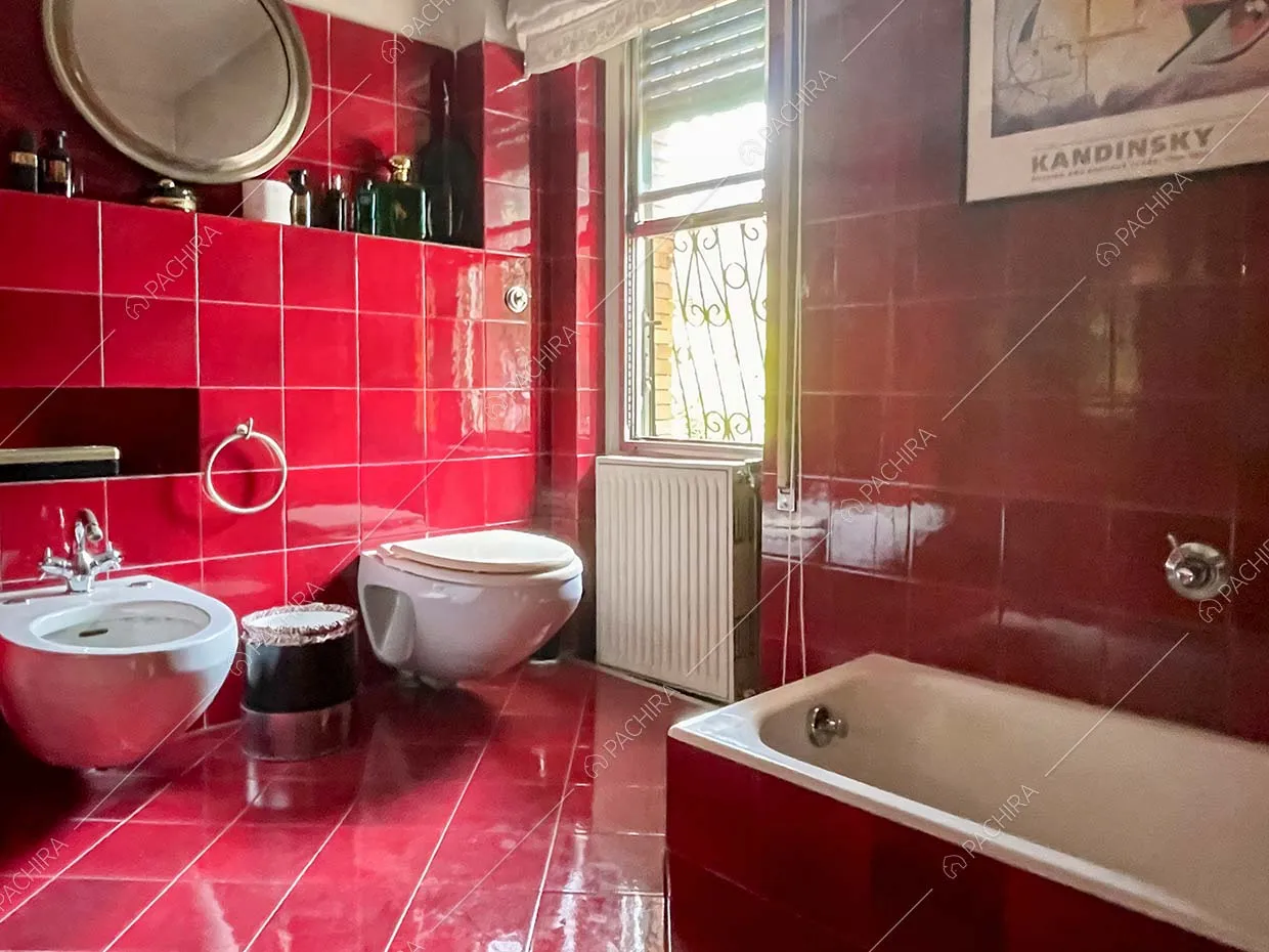 Bagno della villa Apatite, location in stile classico a Roma