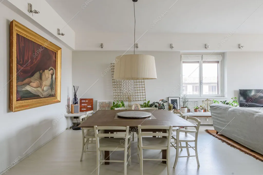 Tavolo da pranzo dell'appartamento Beryl, location in stile contemporaneo a Milano