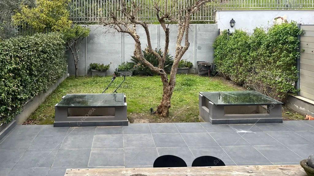 Giardino della villa Andesine, location in stile moderno a Roma