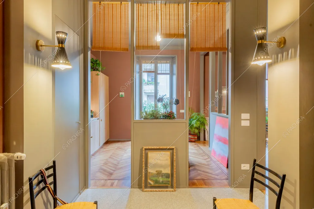 Atrio dell'appartamento Indo, location in stile contemporaneo a Milano