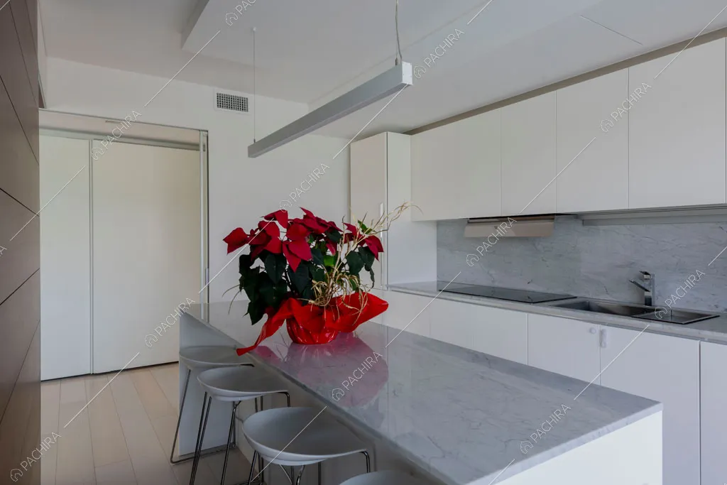 Cucina della villa Coral, location in stile contemporaneo a Como