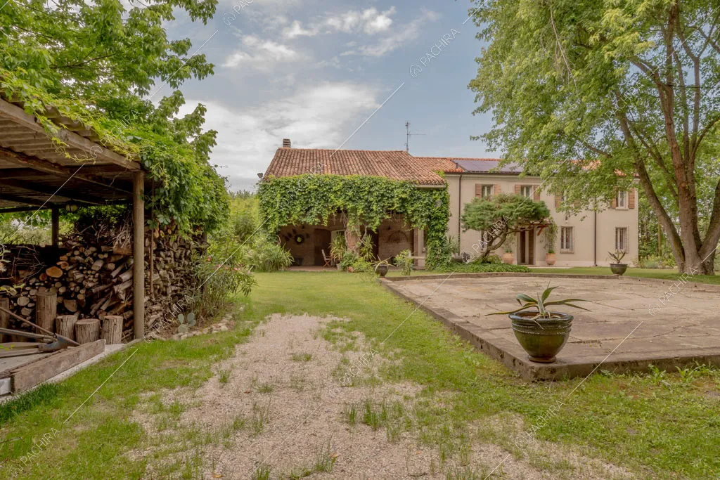 Giardino della villa Missouri, location in stile rustico a Mantova