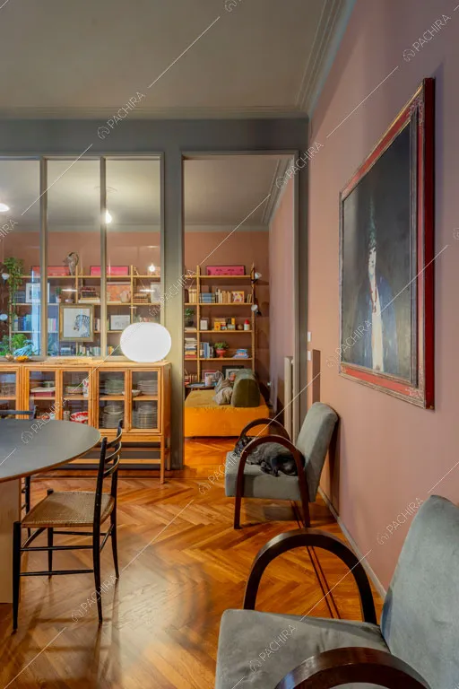 Sala da pranzo dell'appartamento Indo, location in stile contemporaneo a Milano