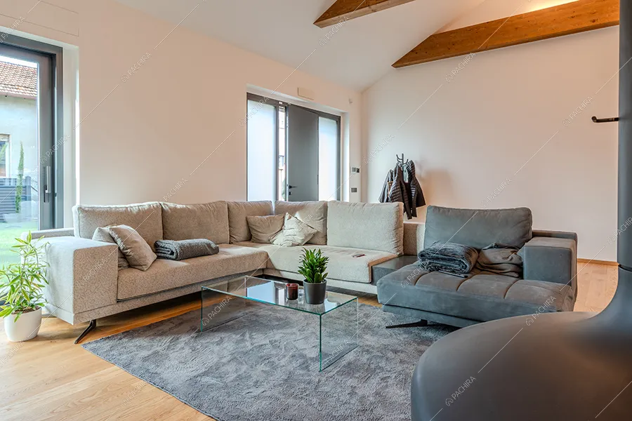 Salotto della villa Norte, location in stile moderno a Monza