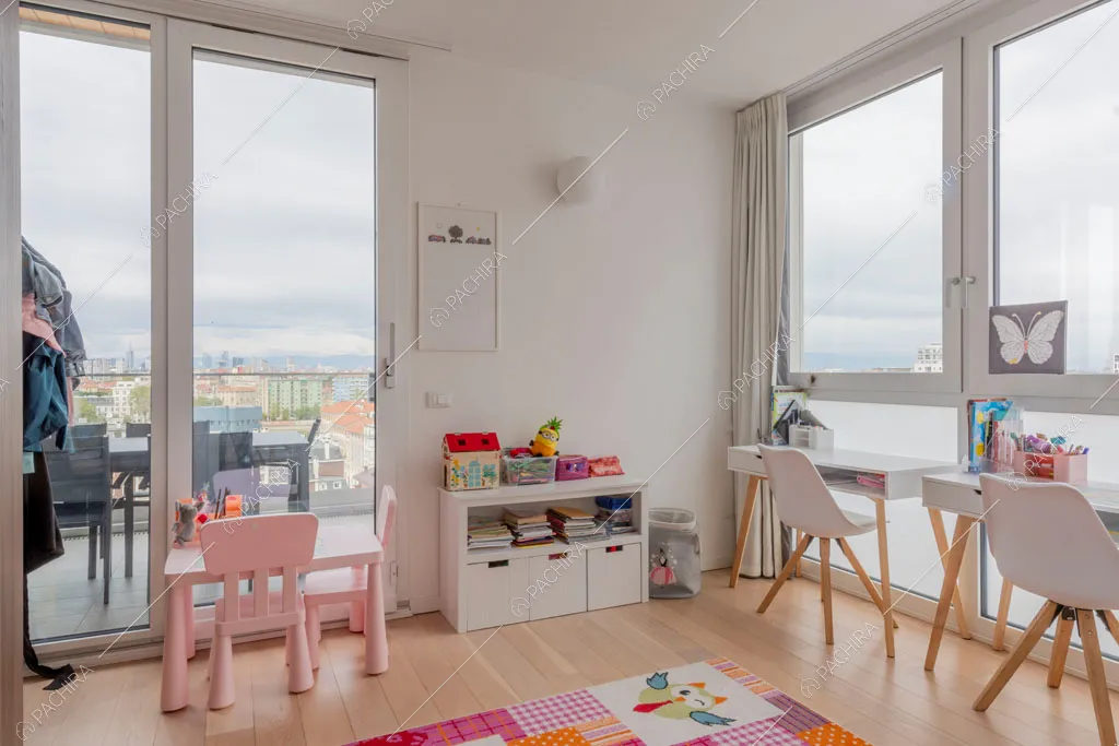 Camera dei bambini dell'appartamento Tobol, location in stile contemporaneo a Milano