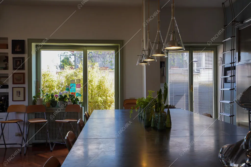 Sala dell'appartamento Volga, location in stile moderno a Roma