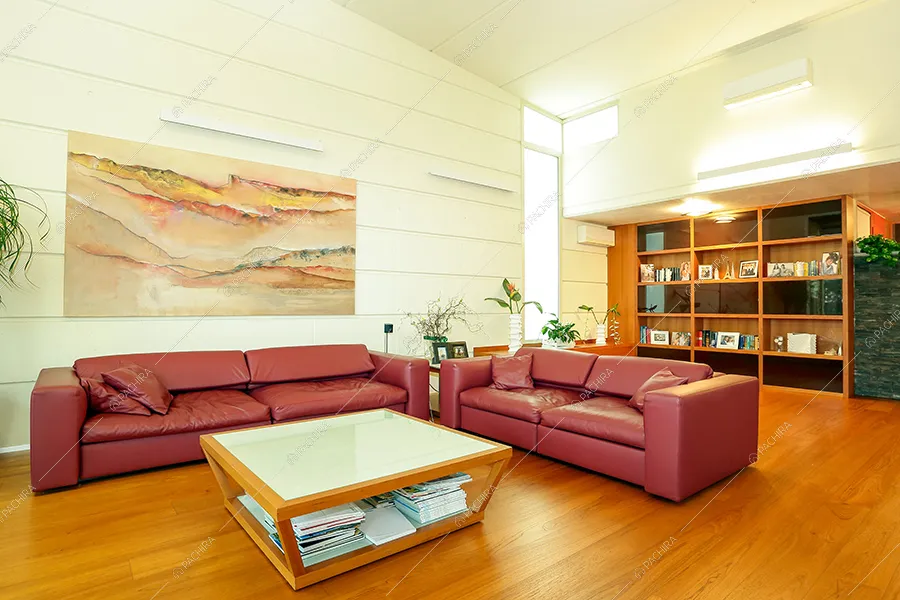 Salotto della villa Krakatoa, location in stile moderno a Udine
