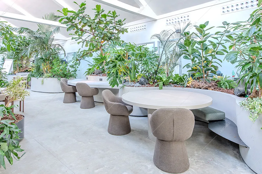 Sala dell'espositivo Tatra, location in stile contemporaneo a Milano