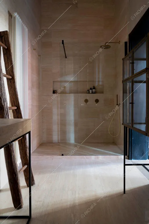 Bagno del loft Reno, location in stile contemporaneo a Reggio Emilia