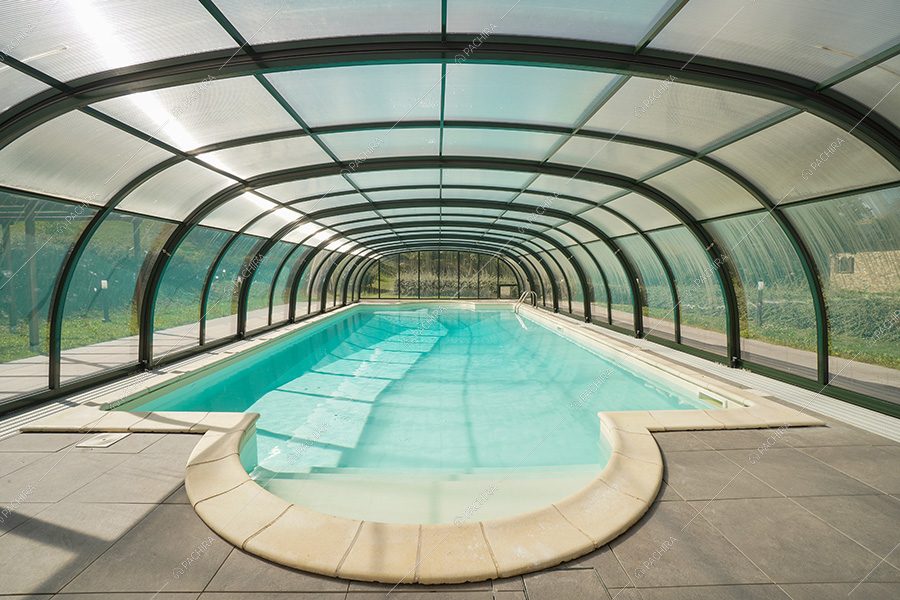 Piscina della villa rustica Tapioca, location per shooting a Rimini