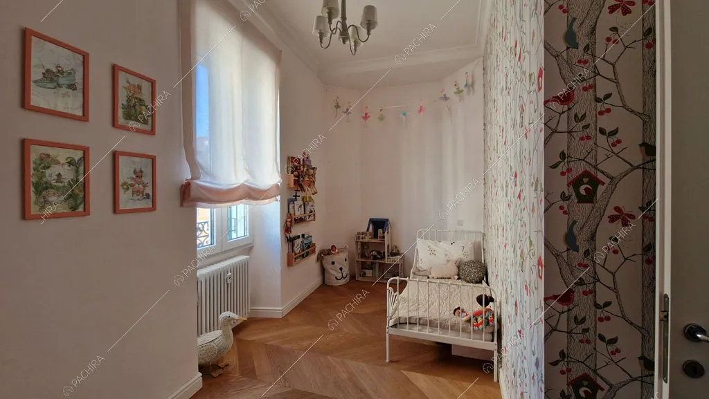 Camera da letto dei bambini dell'appartamento Barents, location in stile contemporaneo a Roma