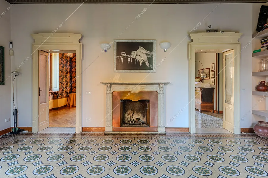 Salone della villa Nitra, location in stile vintage a Milano