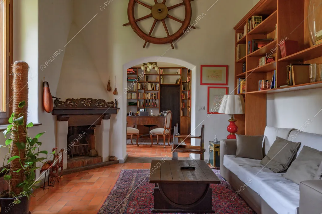 Salotto della villa Ebridi, location in stile rustico a Roma