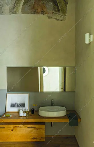 Bagno dell'appartamento Cajà, location in stile moderno a Mantova