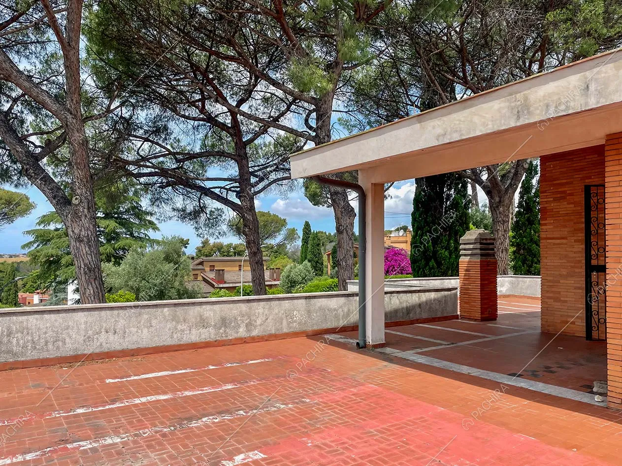 Terrazza della villa Apatite, location in stile classico a Roma