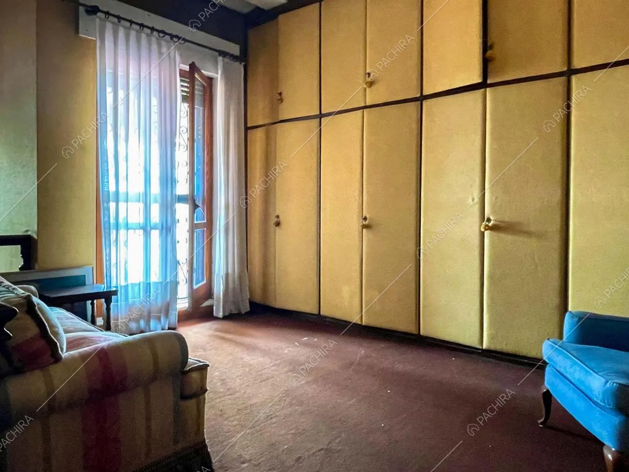 Cabina armadio della villa Apatite, location in stile classico a Roma