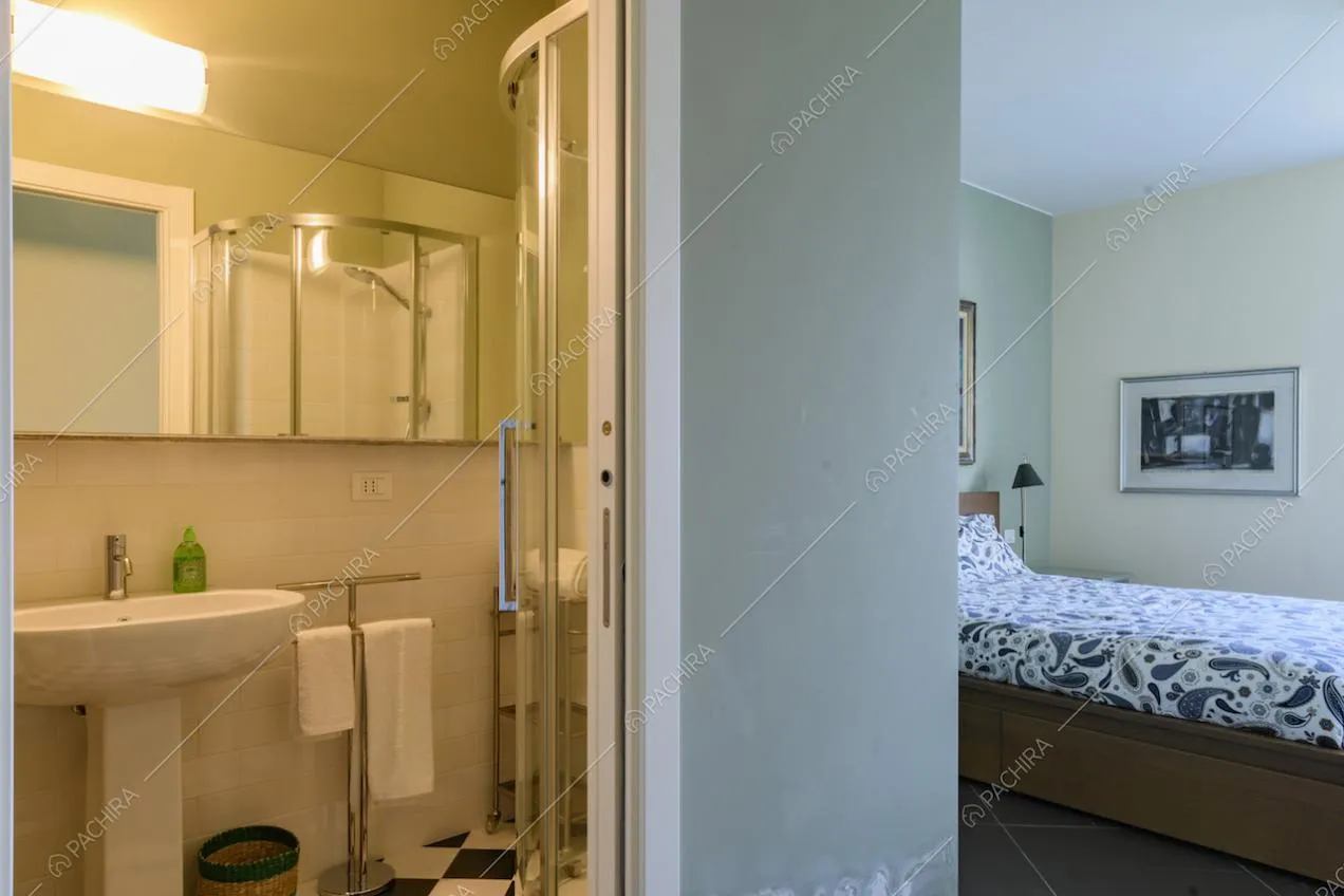 Bagno privato di una camera da letto singola