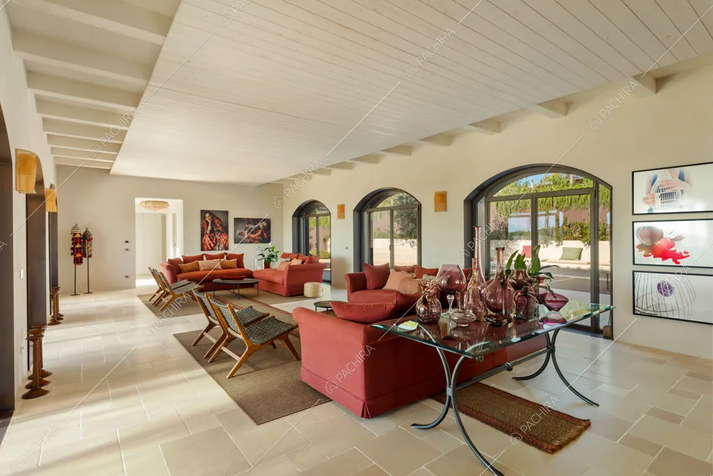 Zona living della villa Angara, location in stile moderno a Grosseto
