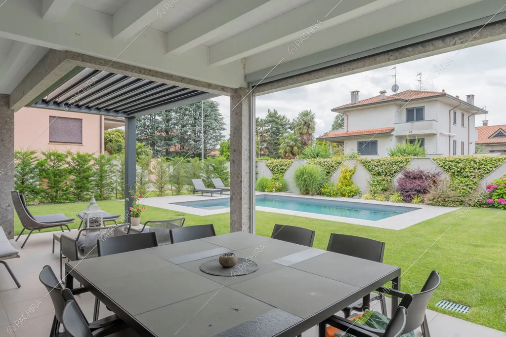 Veranda della villa Diosma, location in stile moderno a Milano