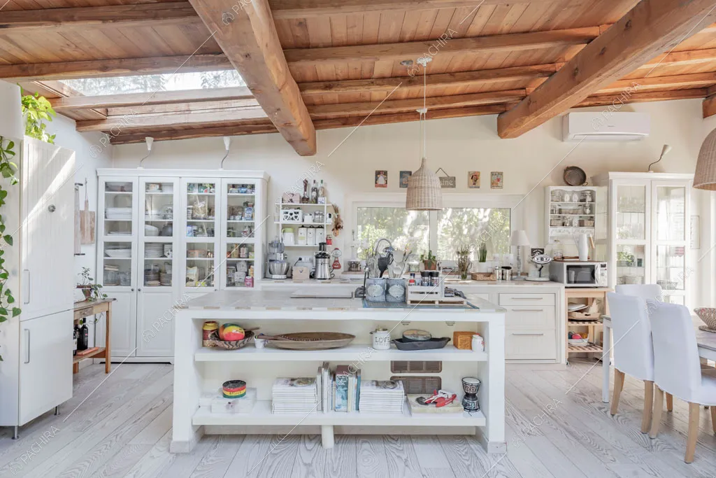 Isola della cucina della location Aliseo, villa in stile contemporaneo a Roma
