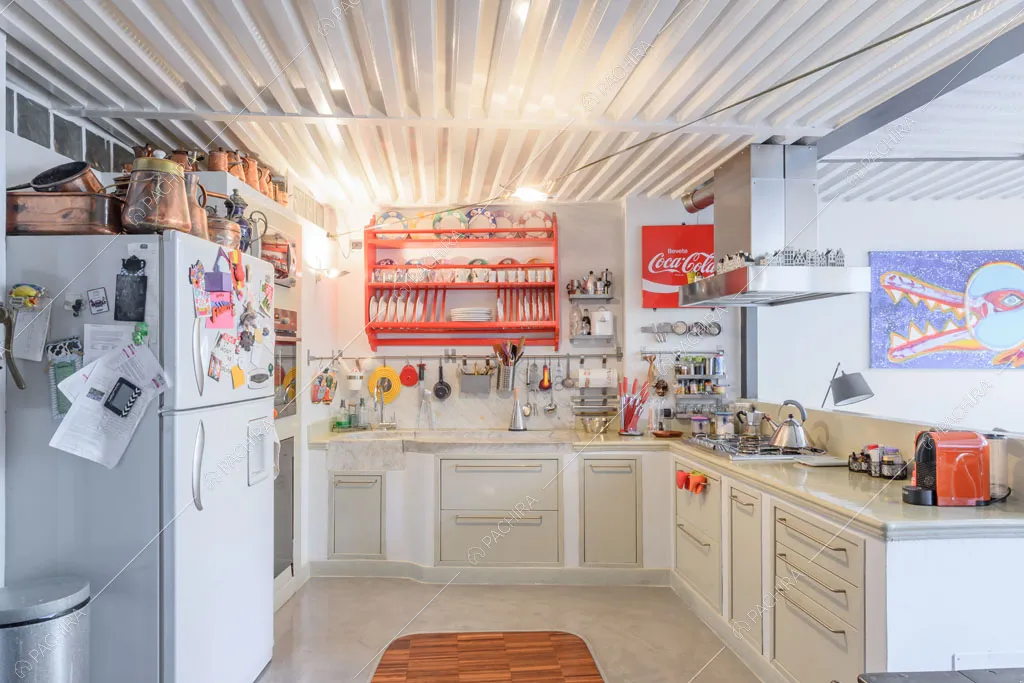Cucina del loft Cascarilla, location in stile moderno a Milano