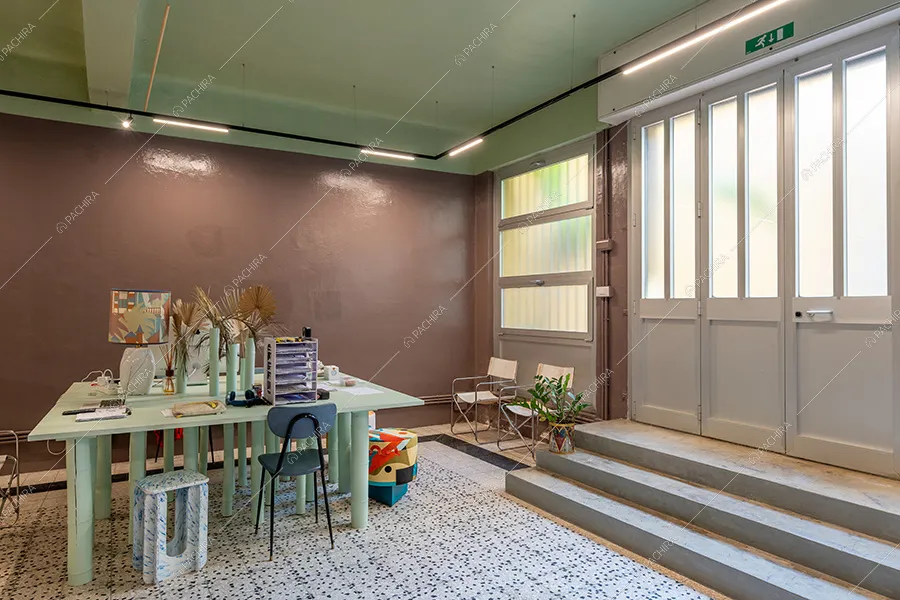 Zona ufficio dell'espositivo Magdalena, location in stile vintage a Milano