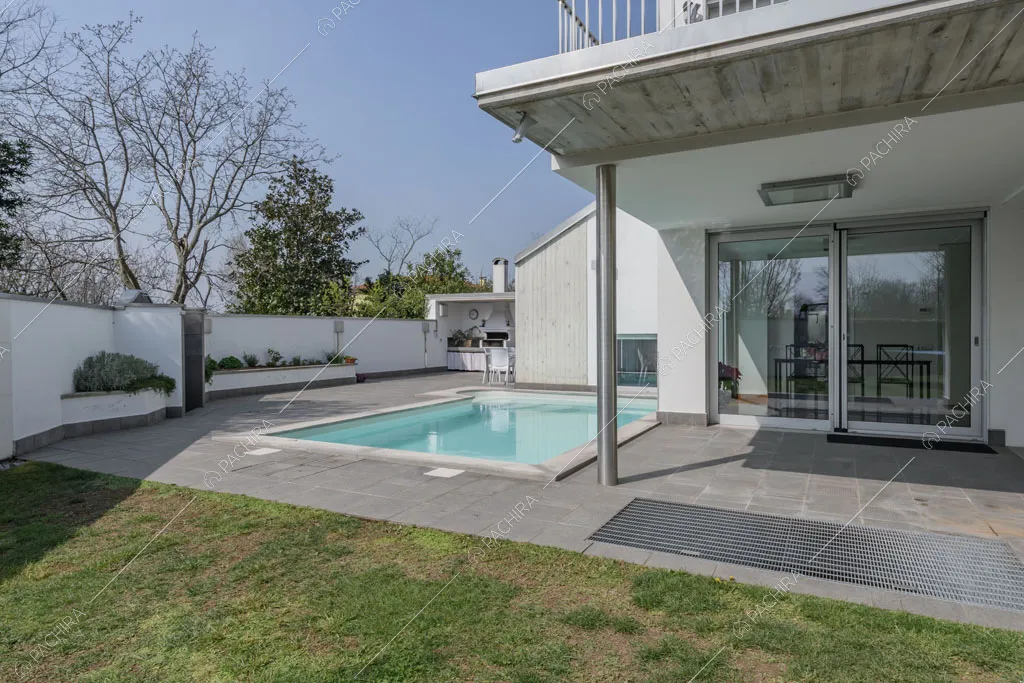 Veranda della villa Lilium, location in stile moderno in Provincia di Milano