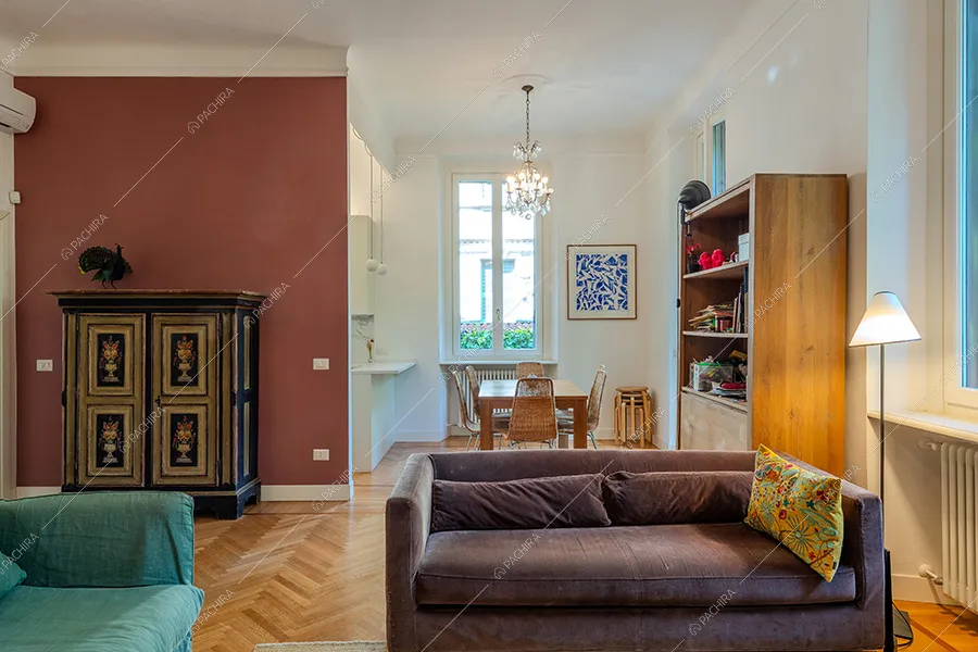 Soggiorno dell'appartamento Andira, location moderna per shooting a Milano