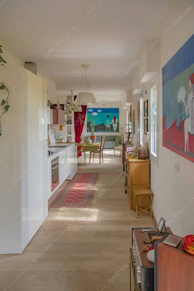 Vista sulla zona living in stile contemporaneo
