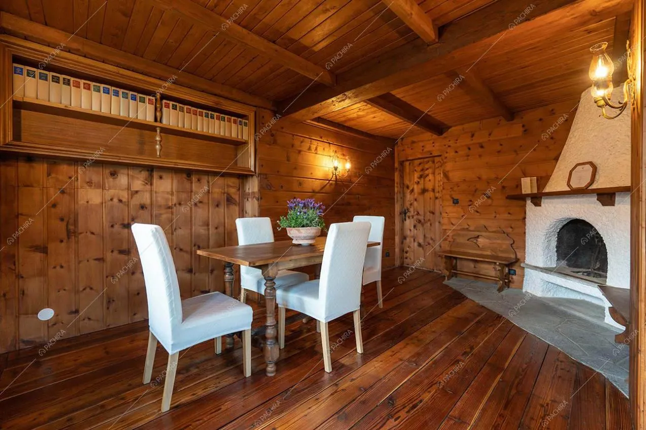 Sala della villa Alessandrite, location in stile classico a Vercelli
