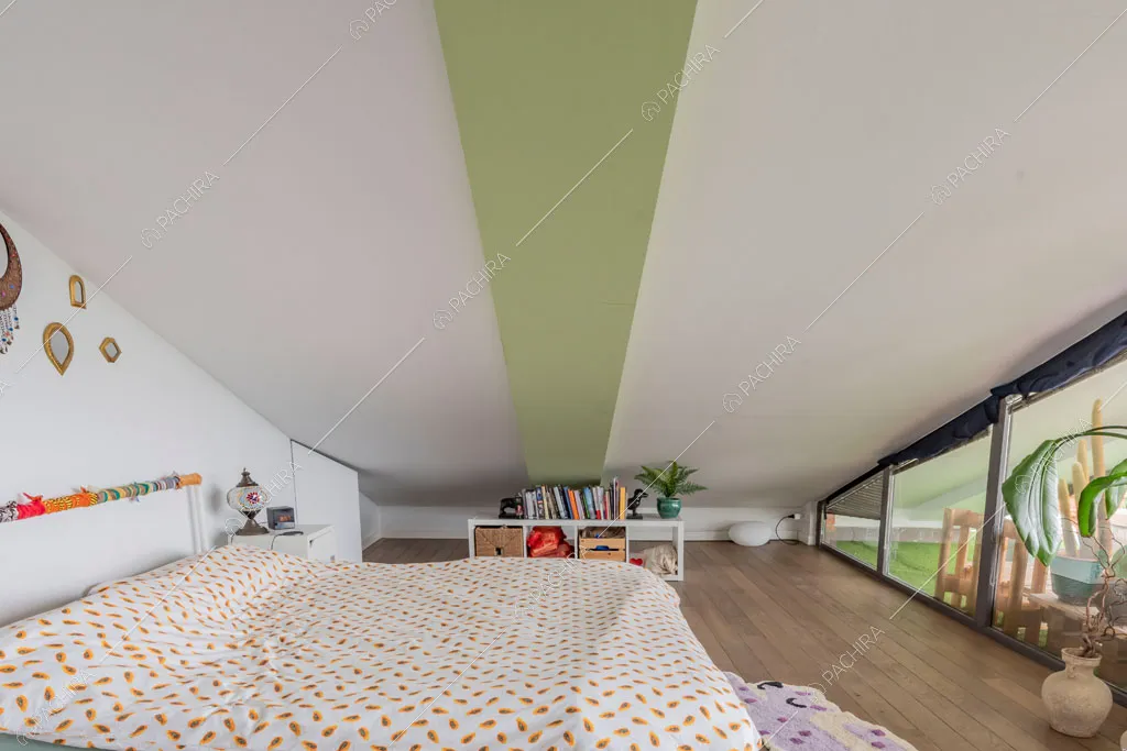 Camera da letto matrimoniale del loft Cardamomo, location in stile contemporaneo a Milano