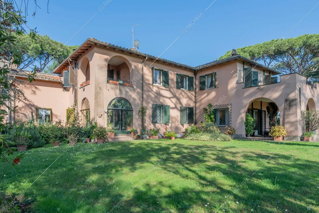 Giardino della dimora storica Logan, location in stile classico a Roma