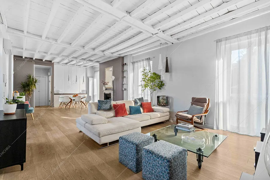 Zona living dell'appartamento Hood, location in stile moderno a Milano