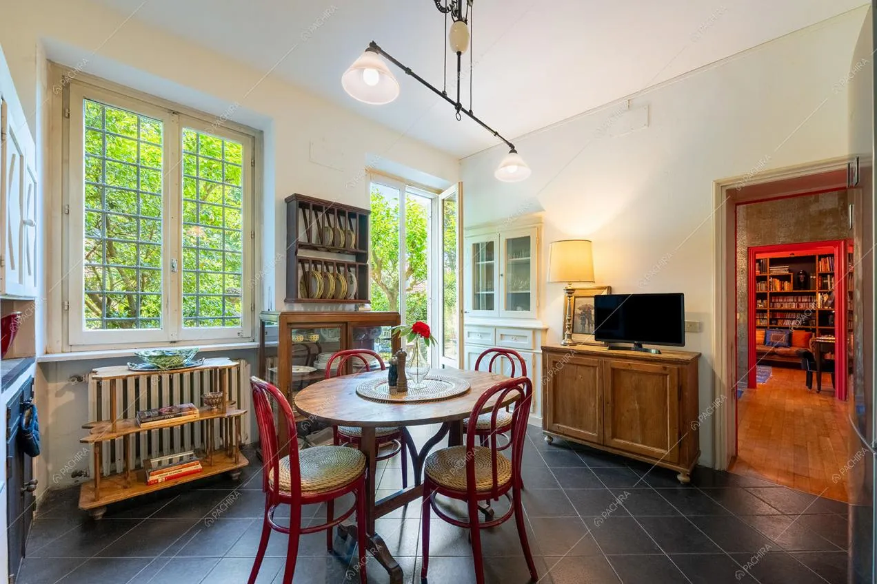 Cucina della villa Gombo, location in stile moderno a Firenze