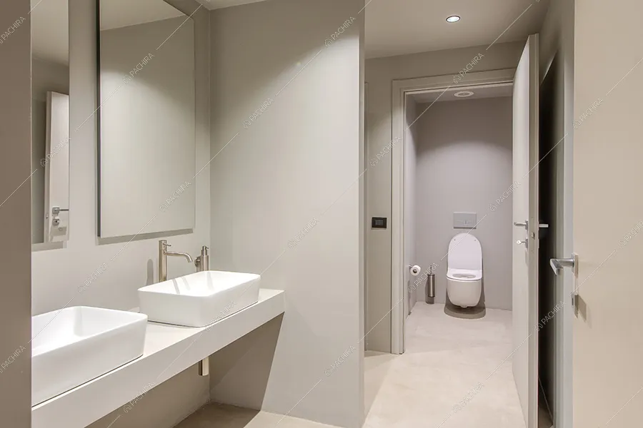 Bagno dell'espositivo Tatra, location in stile contemporaneo a Milano
