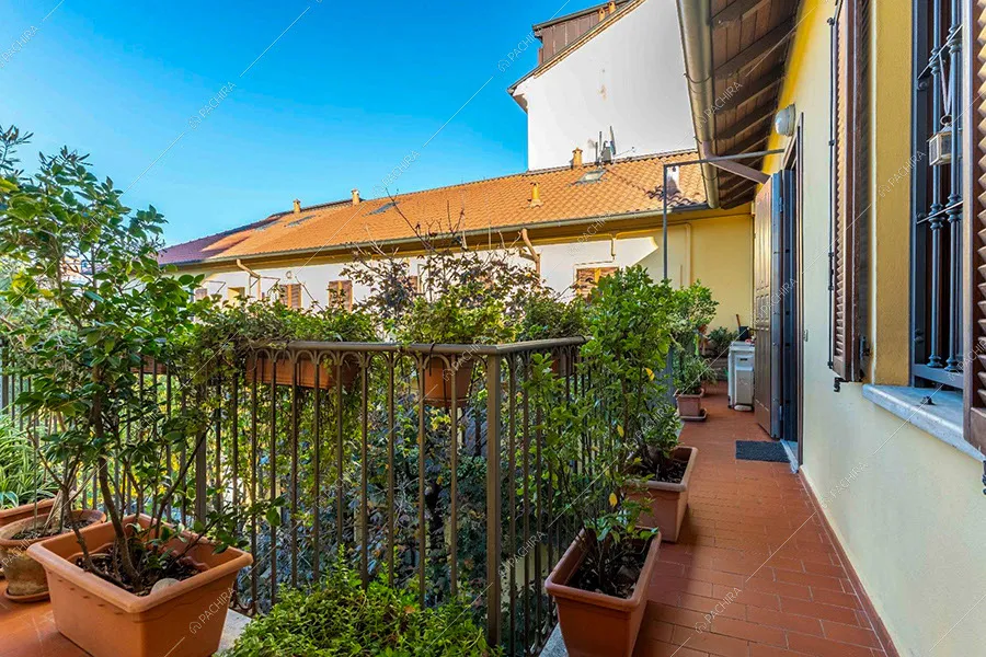 Terrazza dell'appartamento Hood, location in stile moderno a Milano