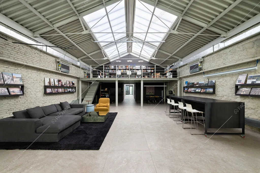 Sala dell'espositivo Ossa, location in stile moderno a Roma