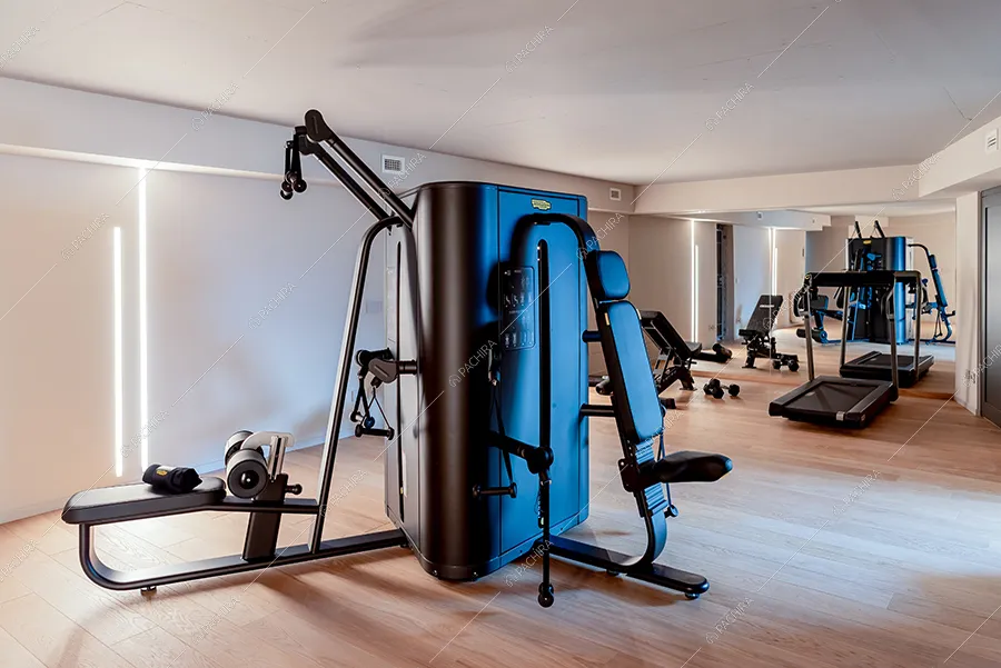 Palestra della villa Agapanto, location in stile contemporaneo a Como