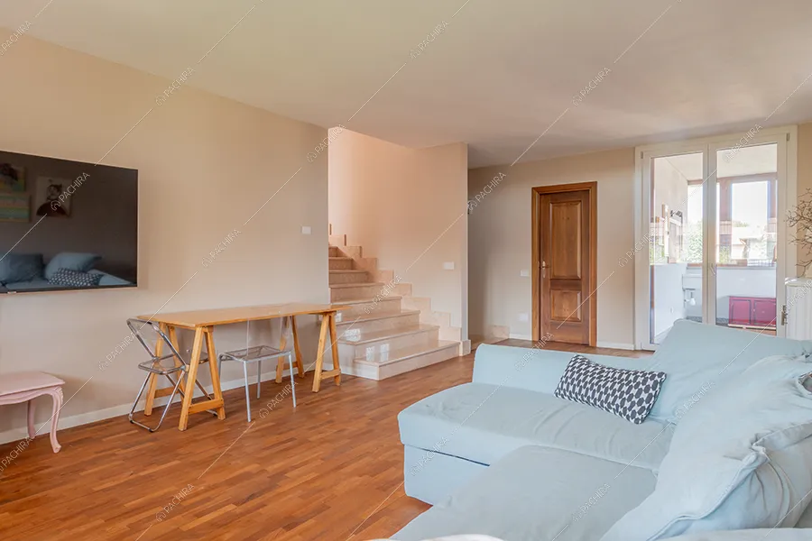 Salotto della villa Gange, location in stile contemporaneo a Milano